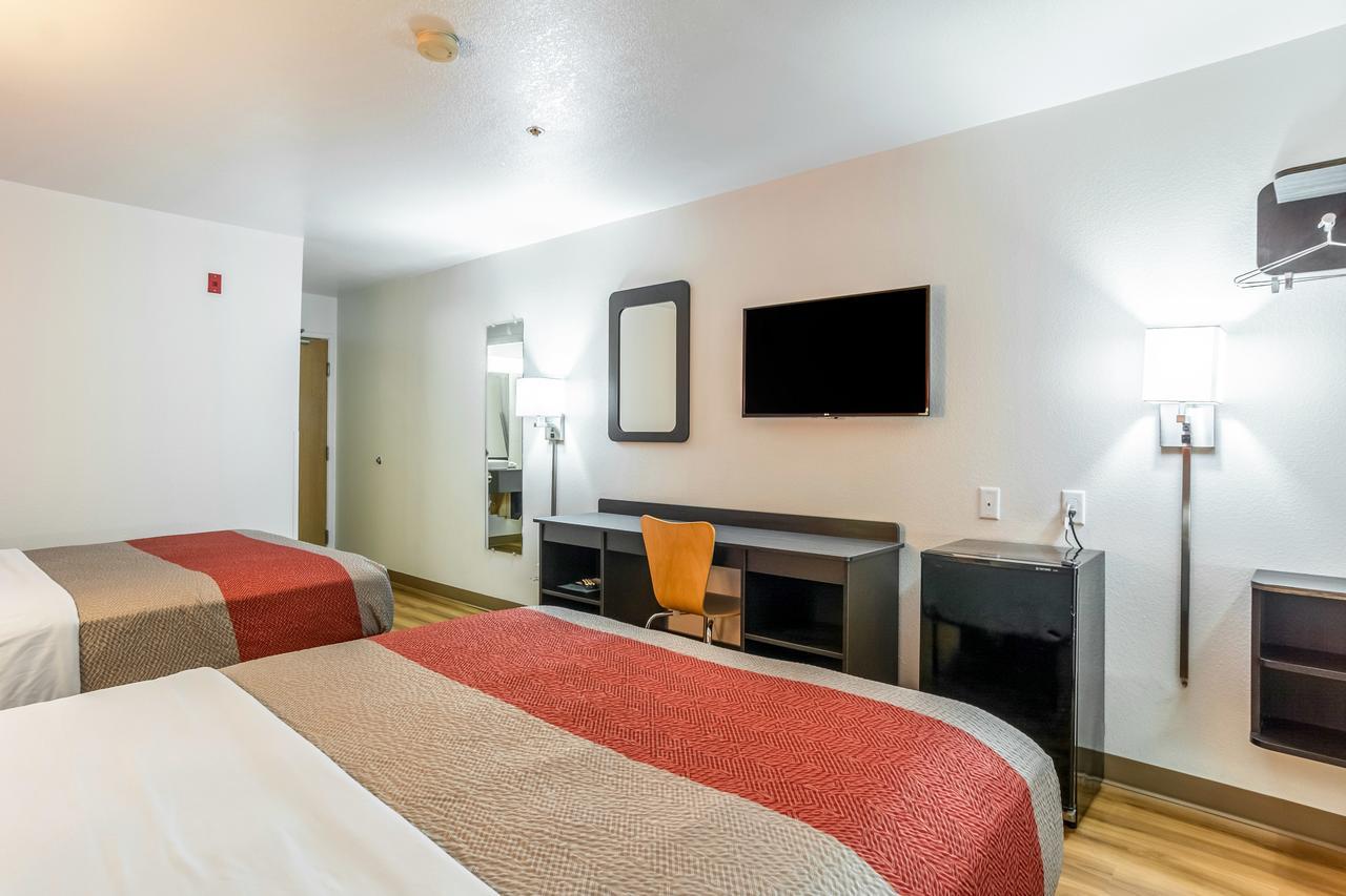 Motel 6-Barkeyville, Pa 외부 사진